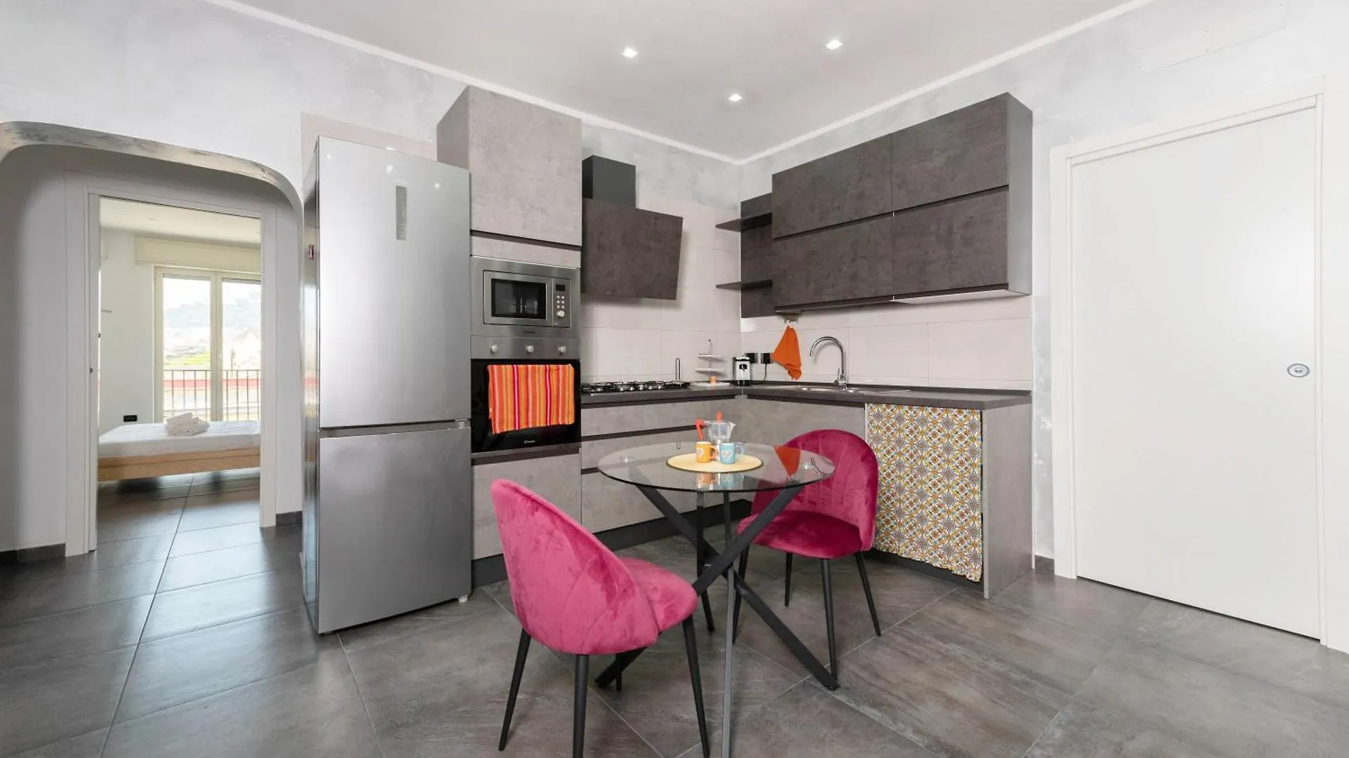 Mercato 112 - Gioia Apartments Neapol