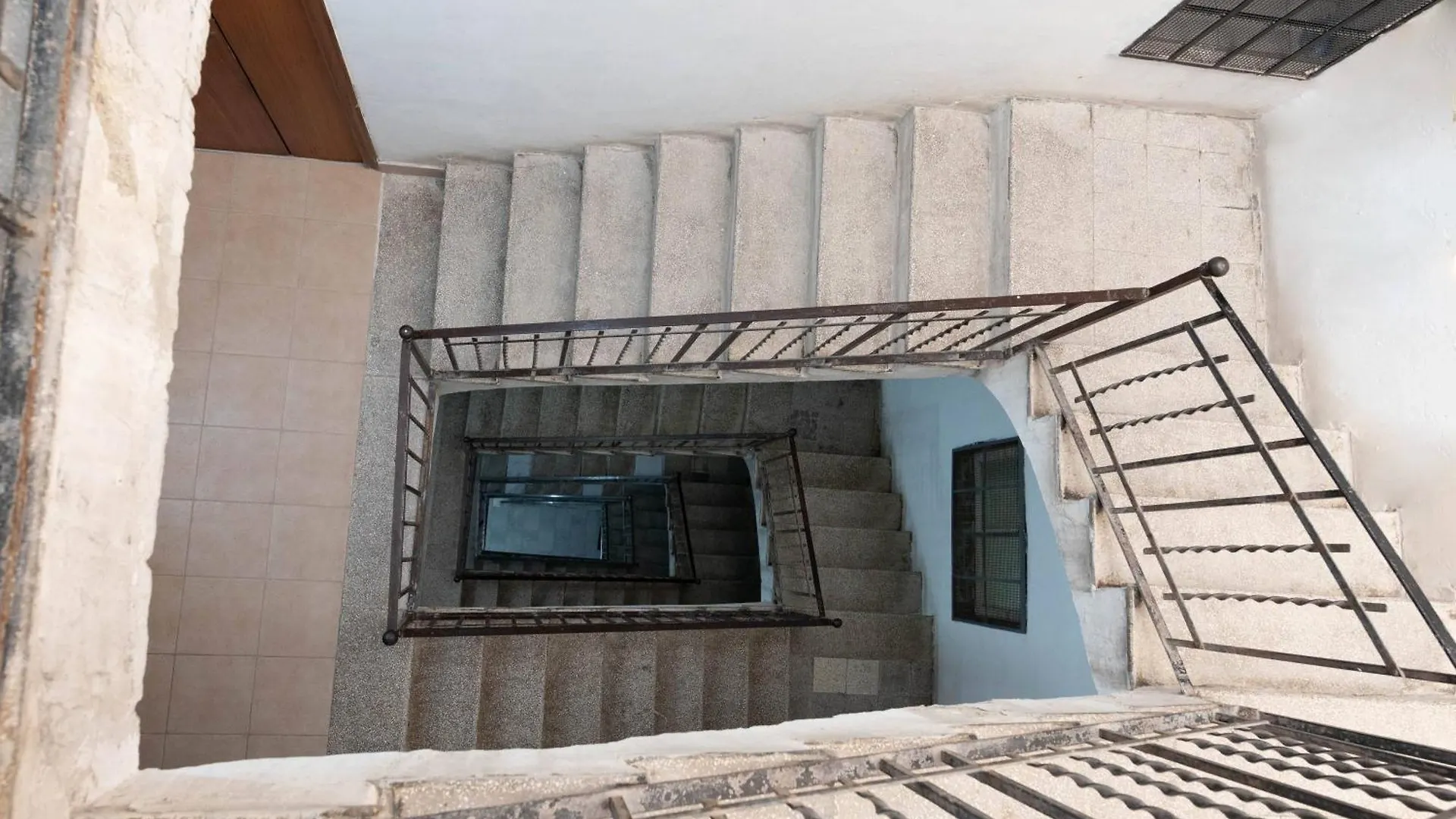Mercato 112 - Gioia Apartments Naples Italy